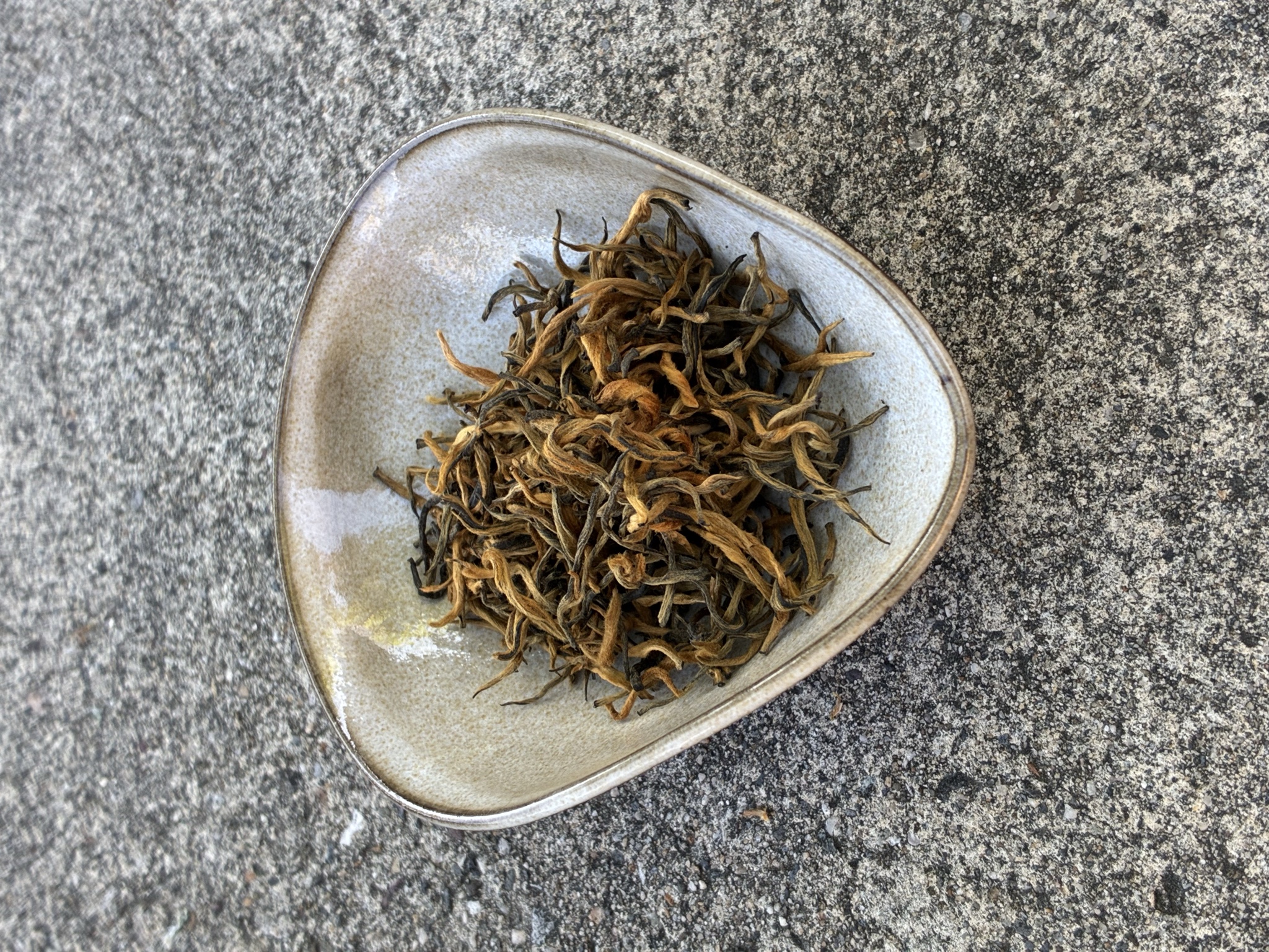 Ceramic piece